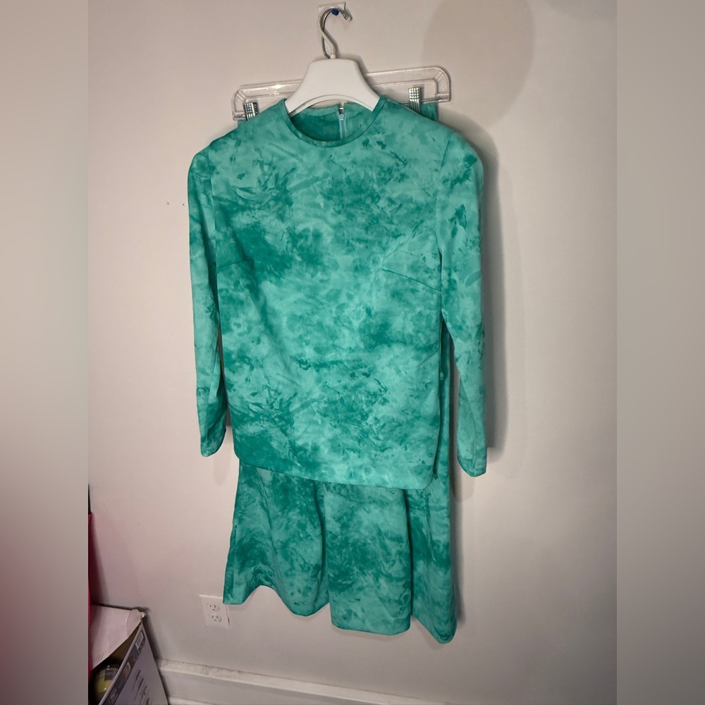 Green Tie-Dye Long Sleeve Top and Dress Seperates Set